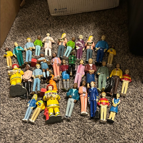 Other - Assorted Kids Toy Figures - Mixed Colors